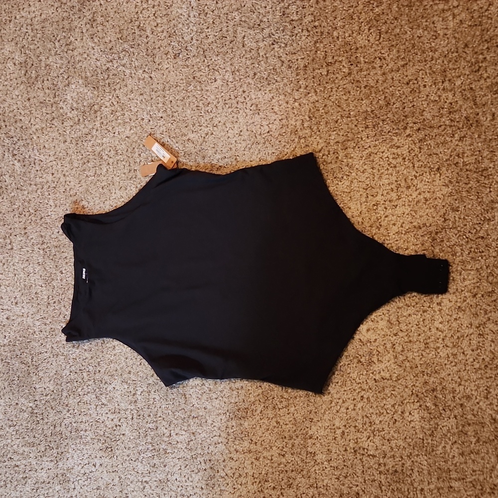 Skims high neck, thong bodysuit size large